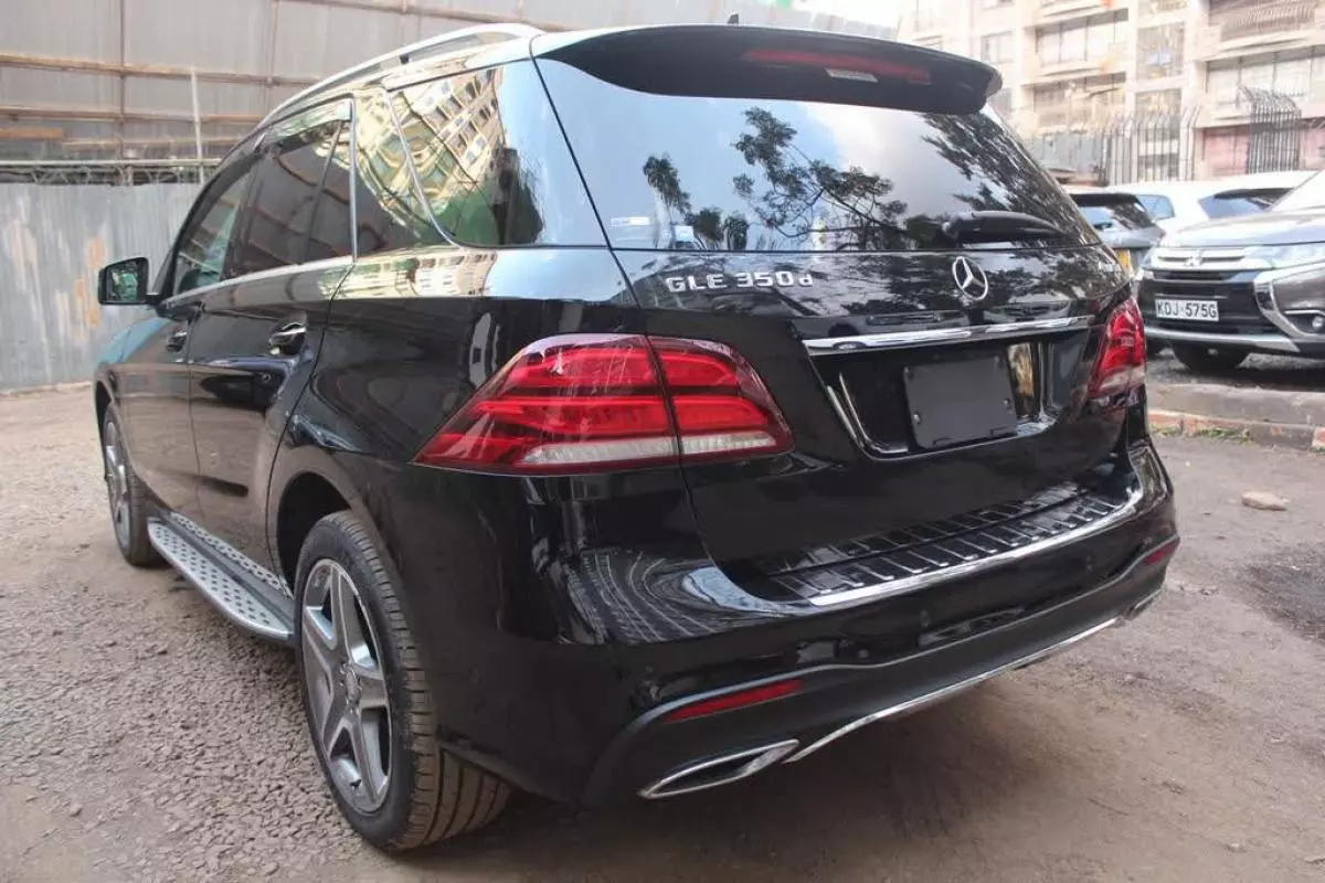 Mercedes-Benz GLE 350 - 2016