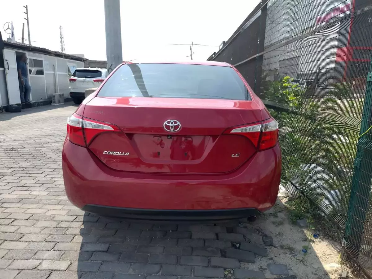 Toyota Corolla - 2015