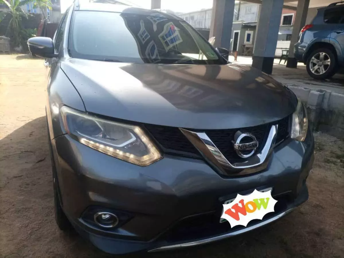 Nissan Rogue - 2015