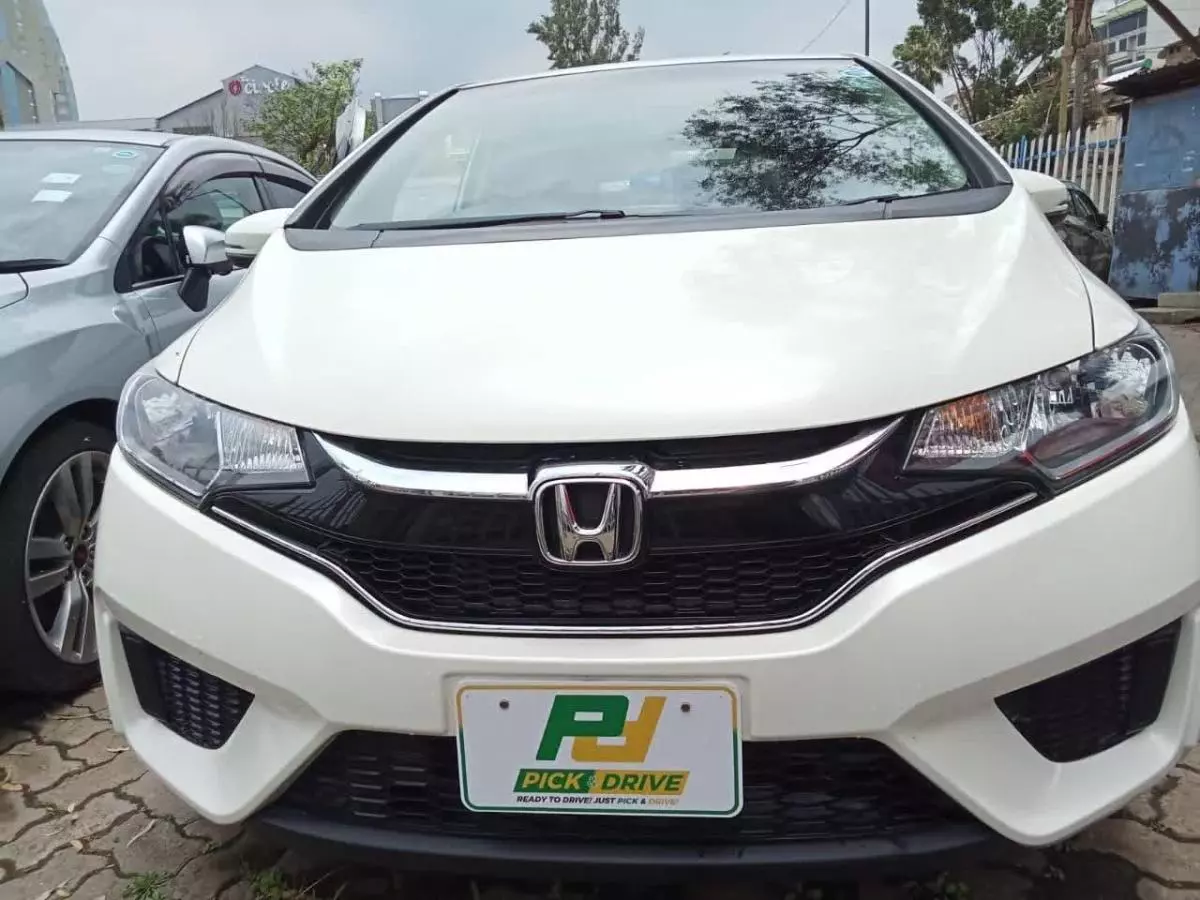 Honda Fit   - 2017