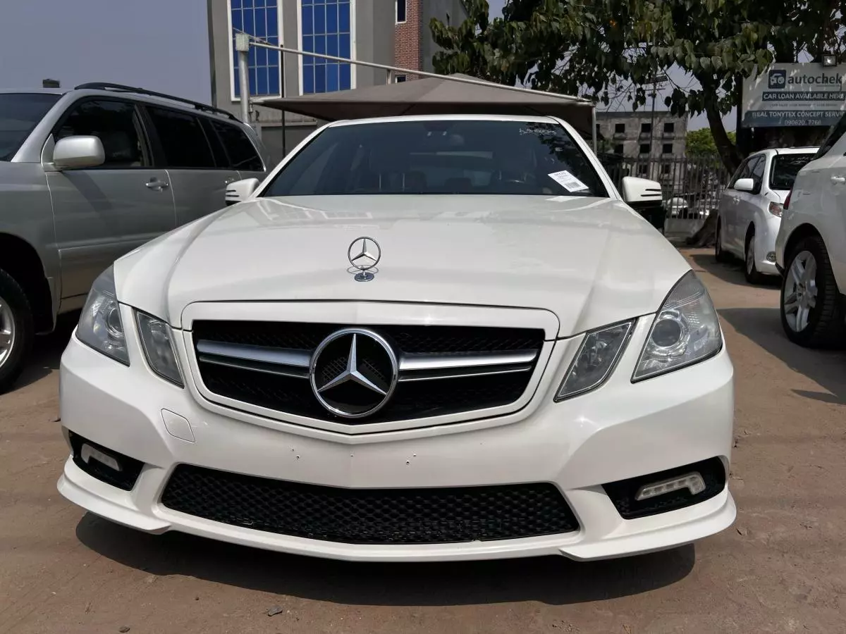 Mercedes-Benz E 350   - 2011