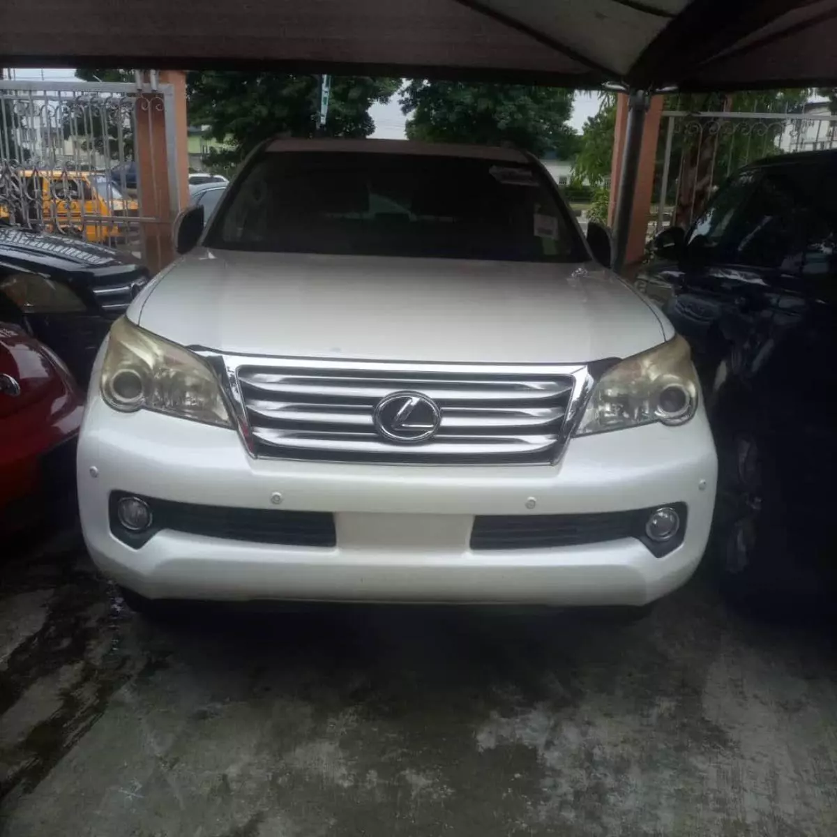 Lexus GX 460   - 2011