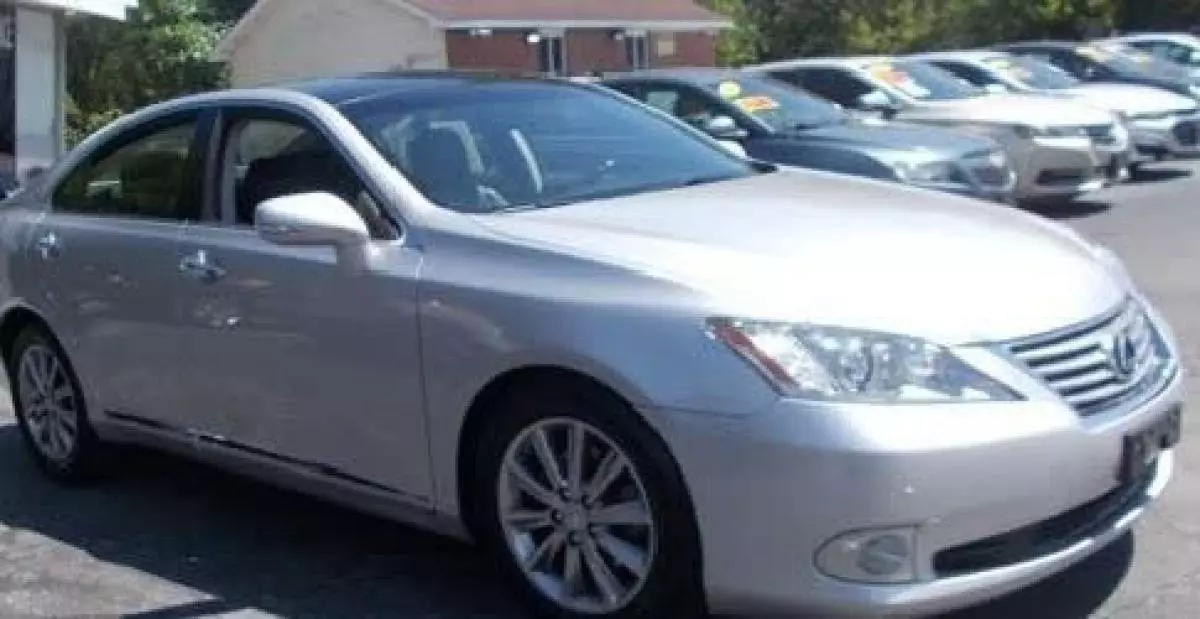 Lexus ES 350   - 2011