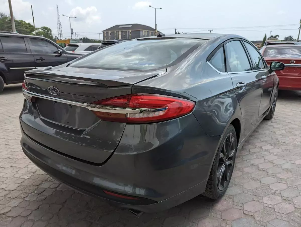 Ford Fusion - 2018