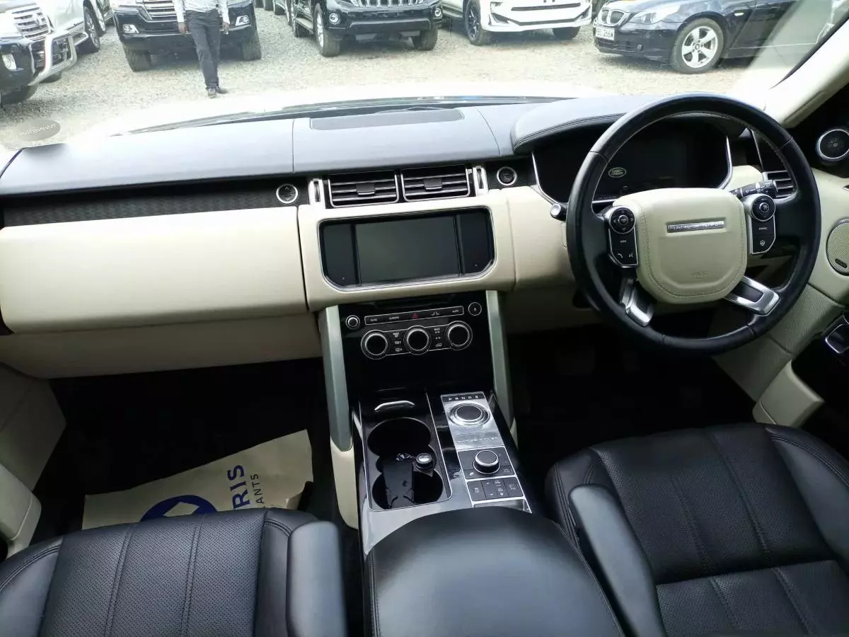 Land Rover Range Rover Vogue - 2015