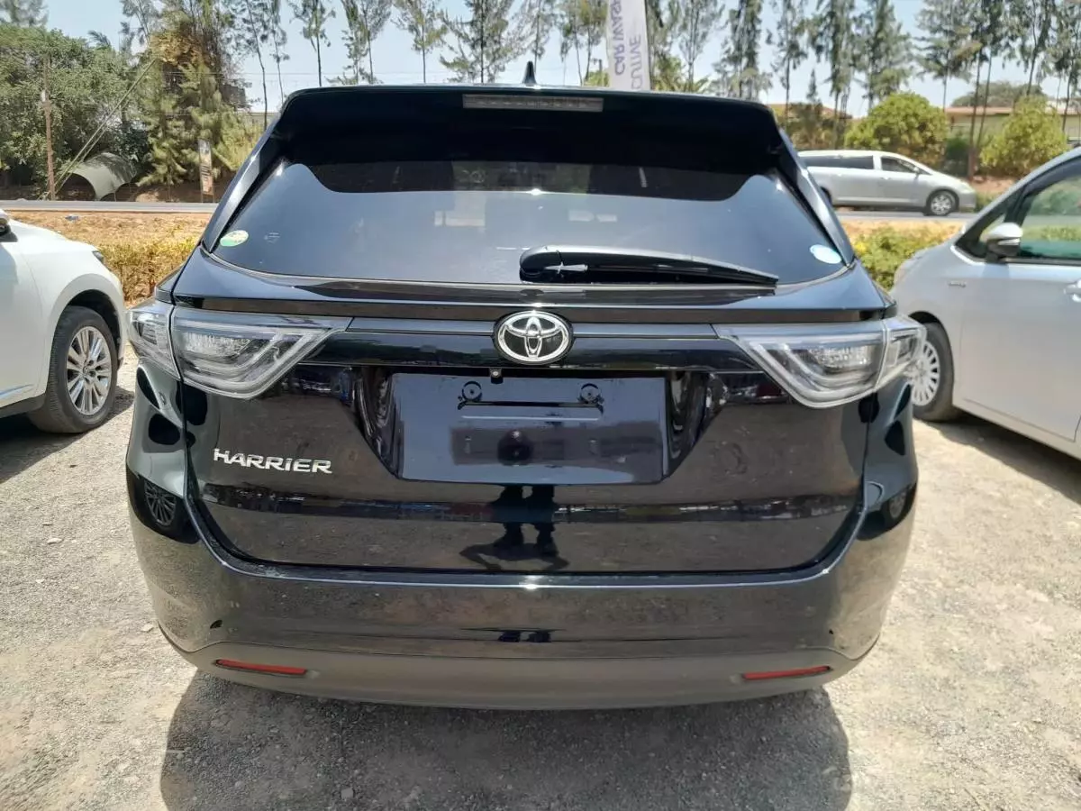Toyota Harrier - 2015