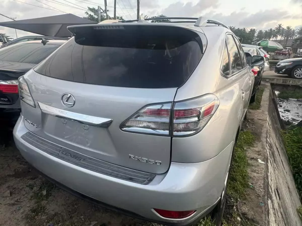 Lexus RX 350   - 2010