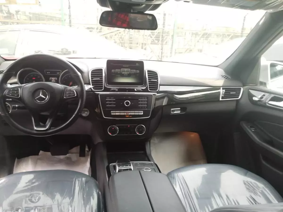 Mercedes-Benz GLE 350   - 2016