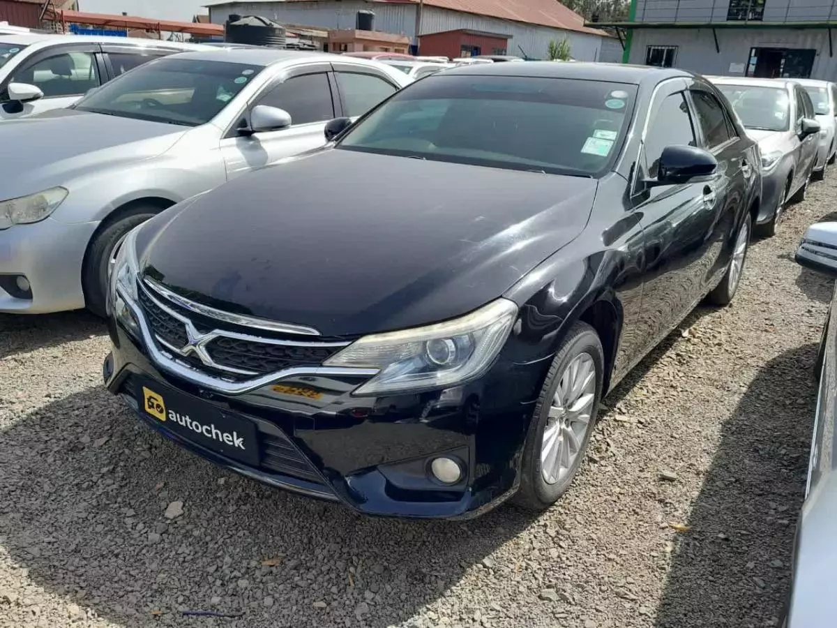 Toyota Mark X - 2013