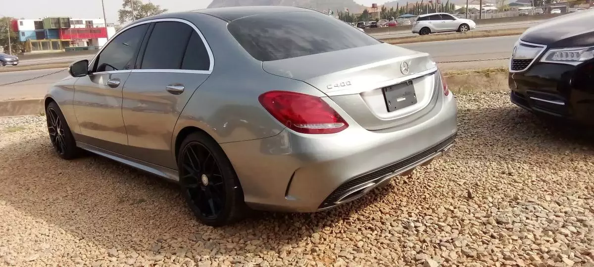 Mercedes-Benz C 400 - 2015