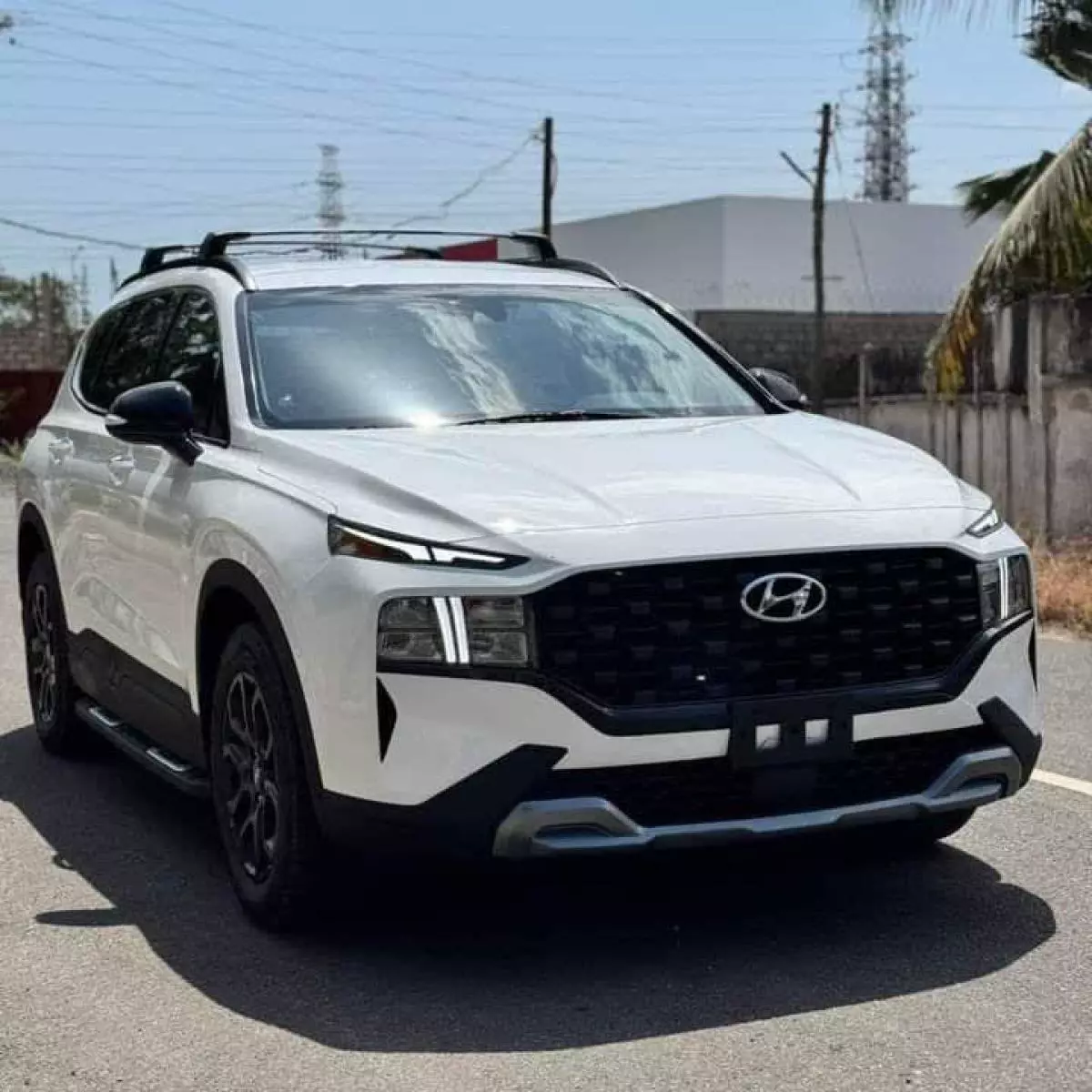 Hyundai Santa Fe   - 2023