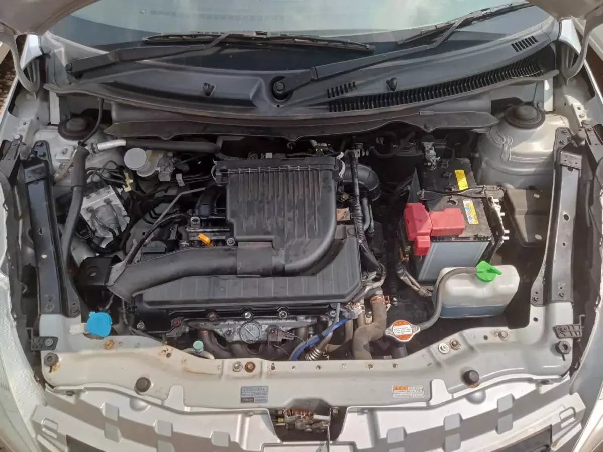 SUZUKI Swift RS - 2015