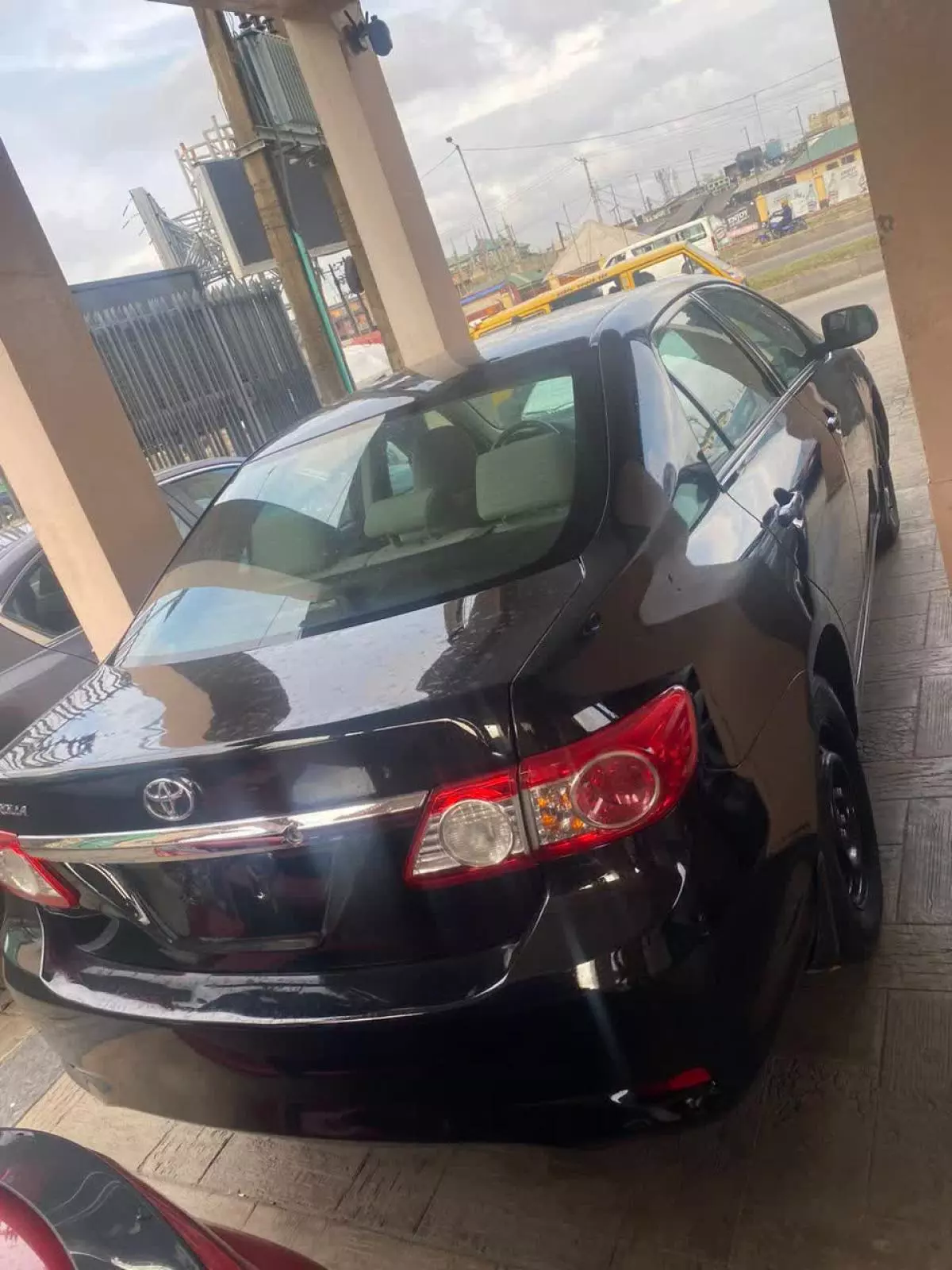 Toyota Corolla   - 2012