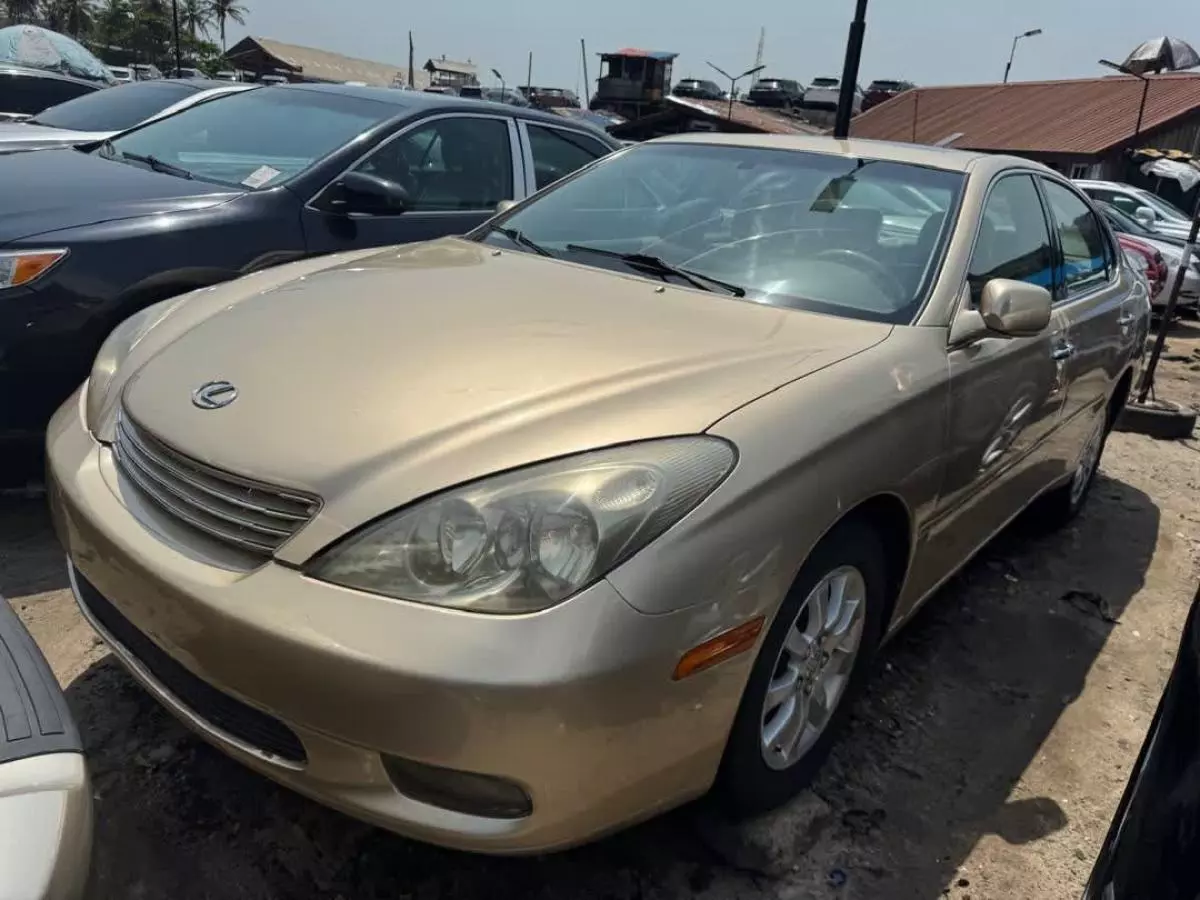 Lexus ES 330   - 2002