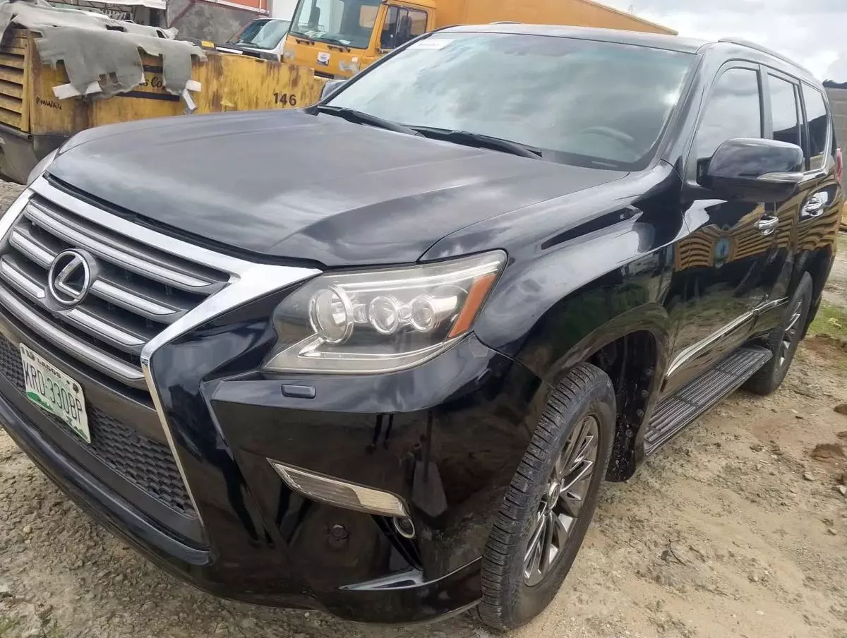 Lexus GX 460   - 2013