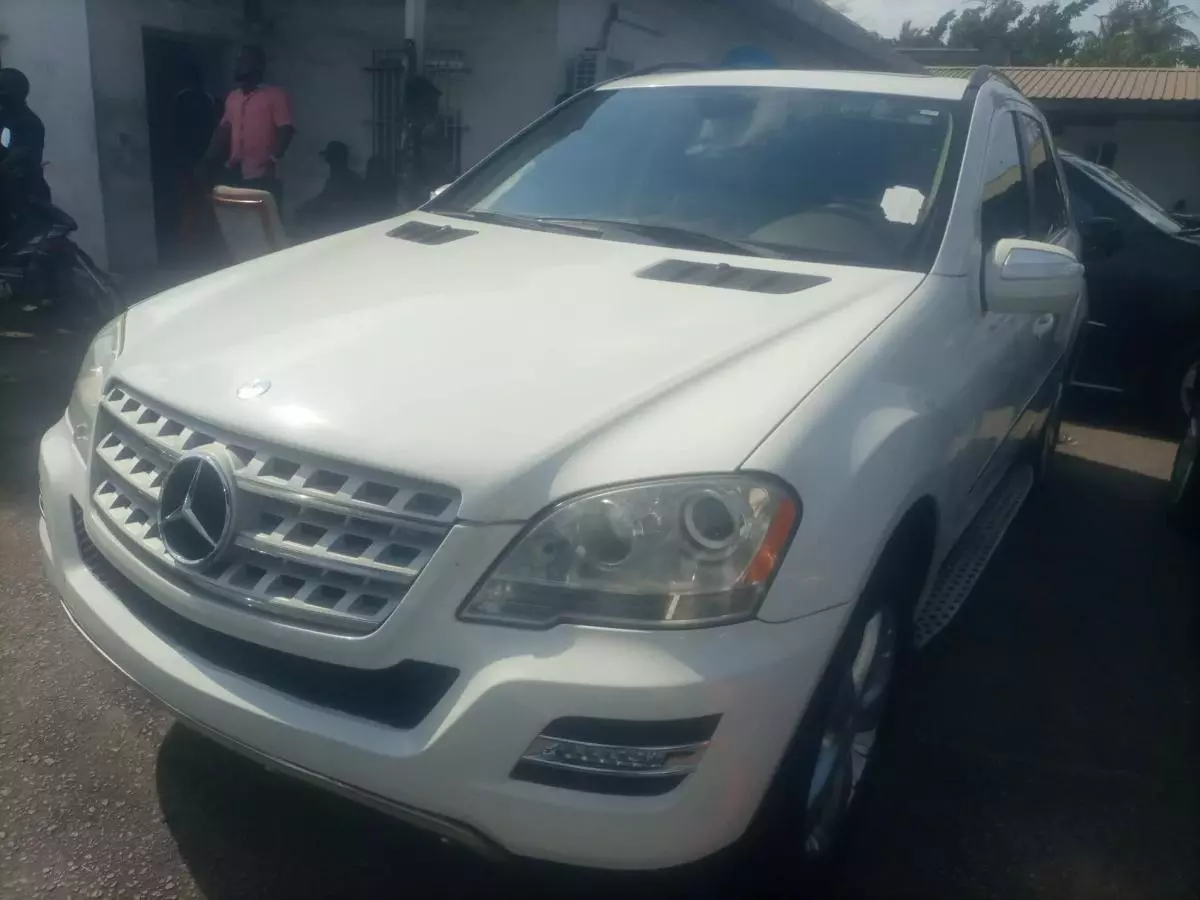 Mercedes-Benz ML 350   - 2010