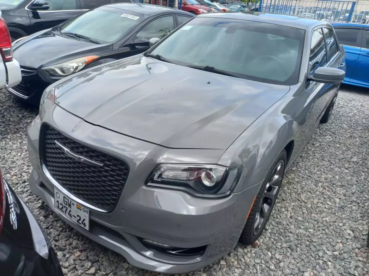 Chrysler 300C   - 2017