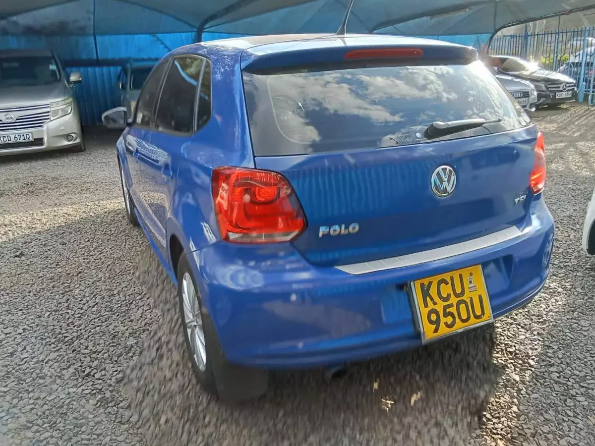 Volkswagen POLO   - 2012