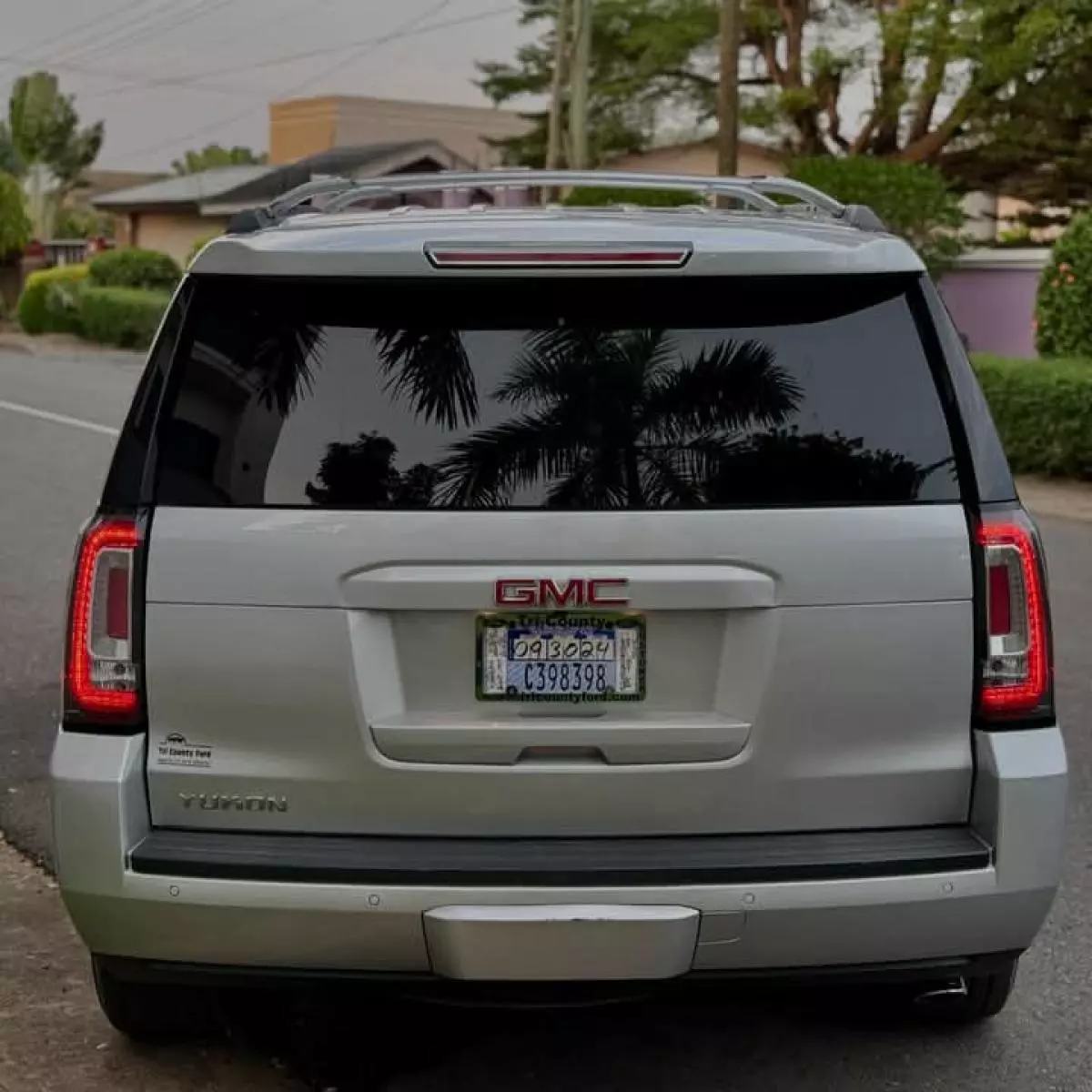 GMC Yukon   - 2018