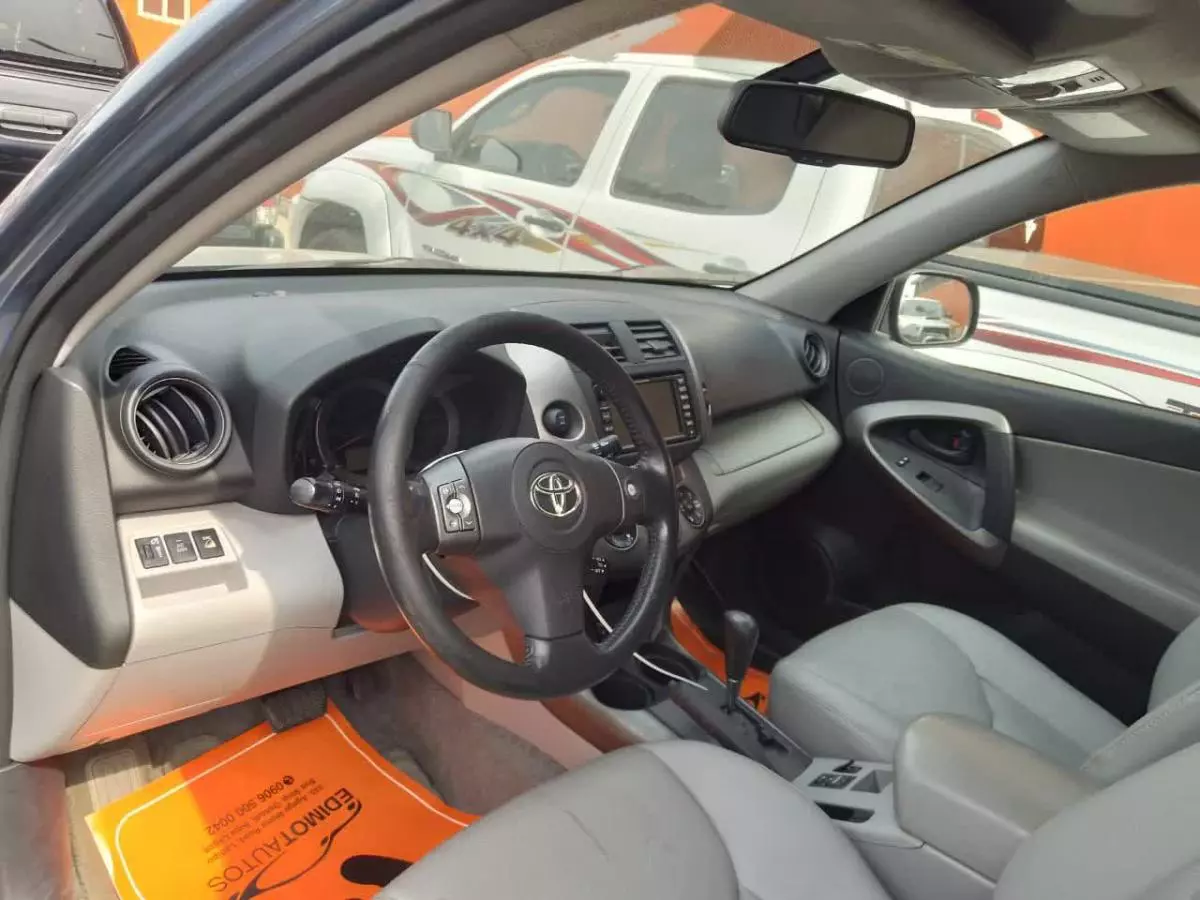 Toyota RAV 4 - 2009
