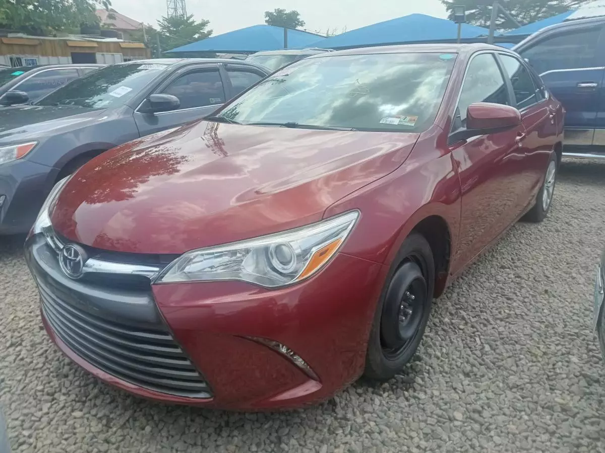 Toyota Camry   - 2015