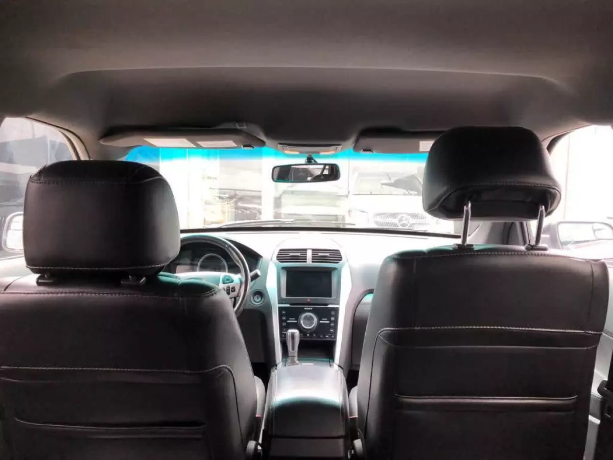 Ford Explorer - 2013