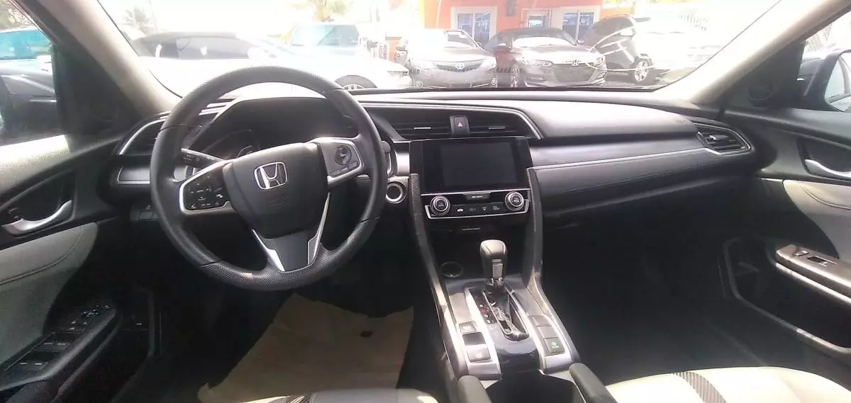 Honda Civic - 2017