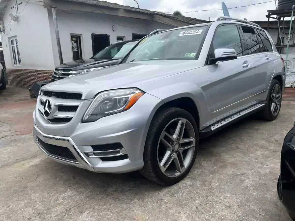 Mercedes-Benz GLK 350   - 2014