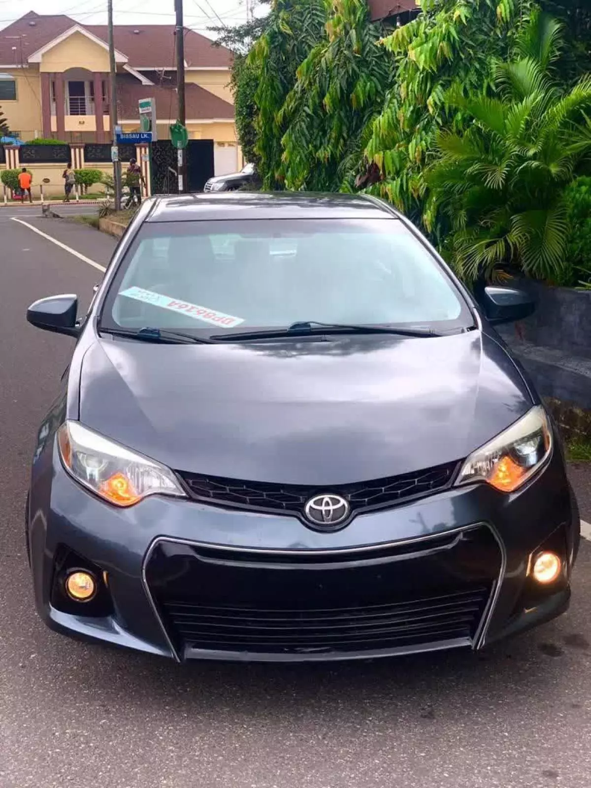 Toyota Corolla   - 2015