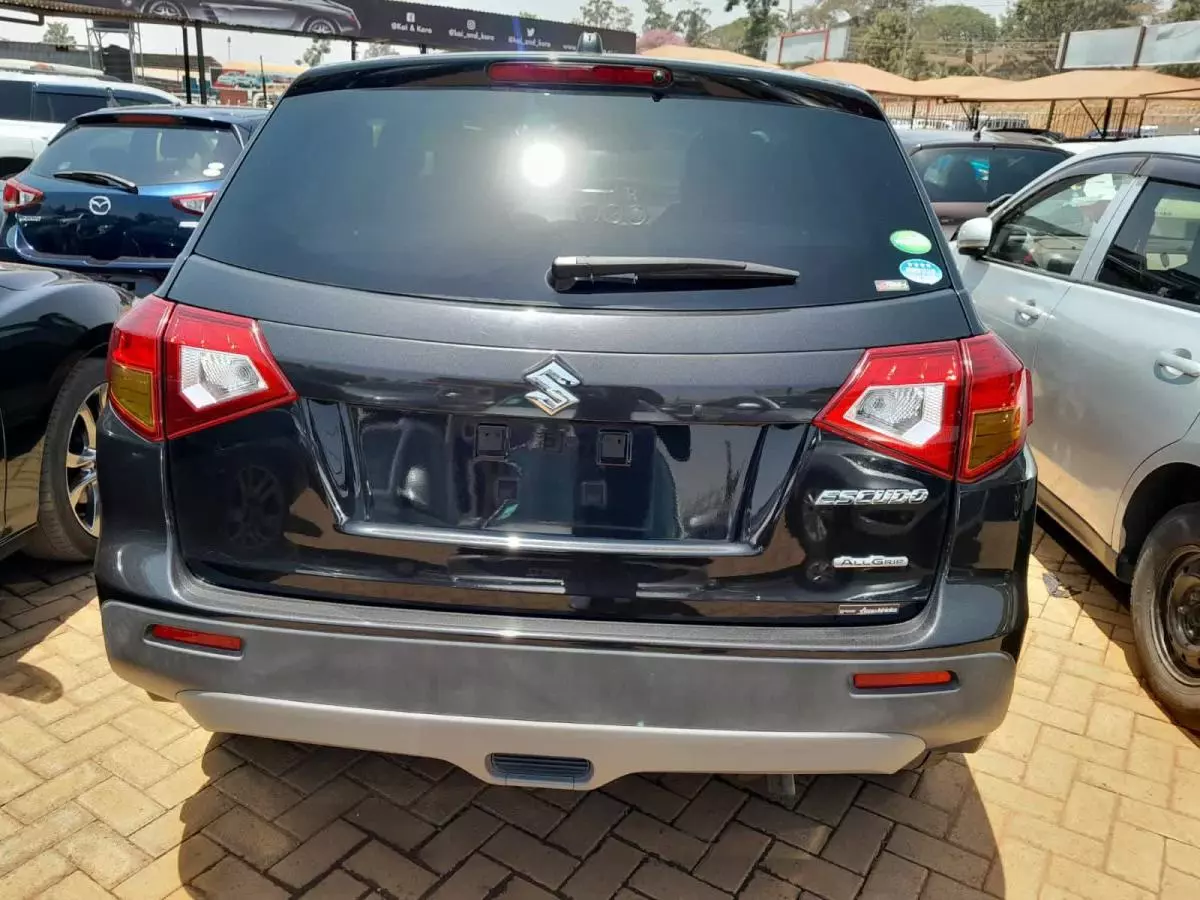 SUZUKI Escudo  - 2015