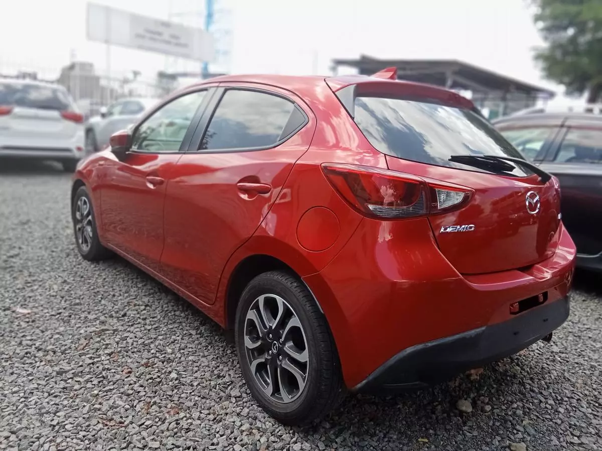 Mazda Demio   - 2017