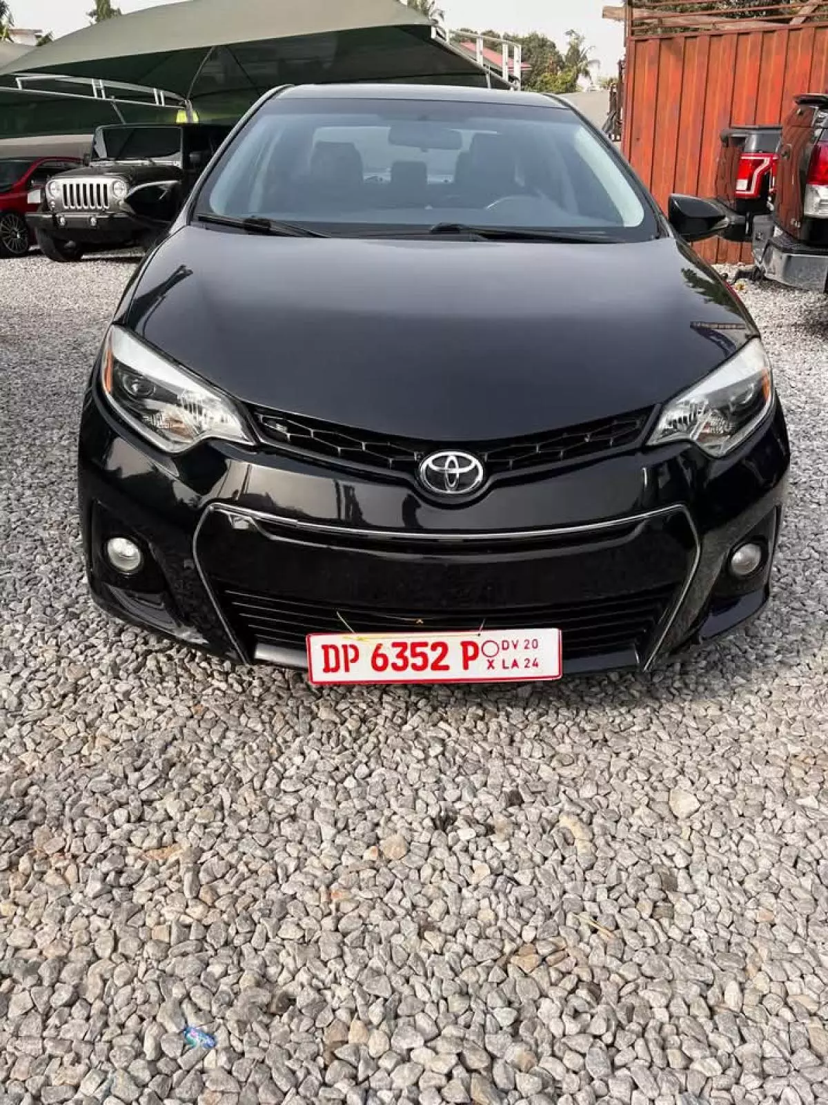 Toyota Corolla   - 2016