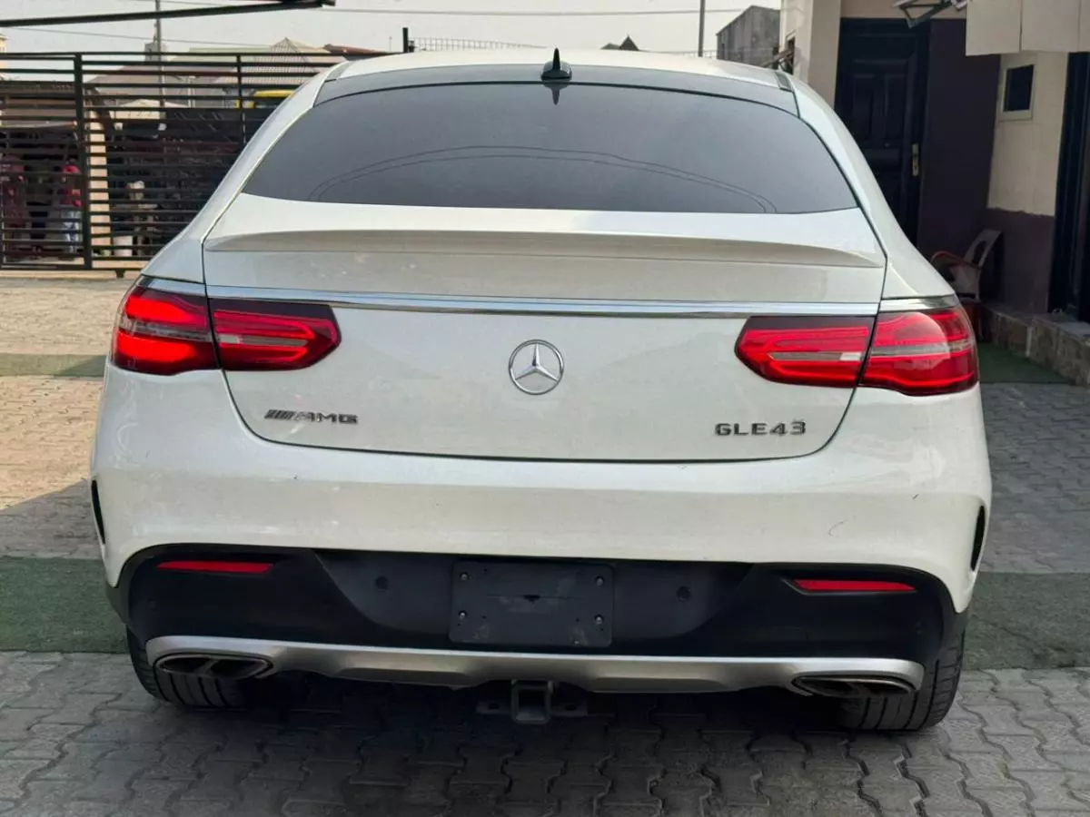 Mercedes-Benz GLE 43 AMG   - 2017