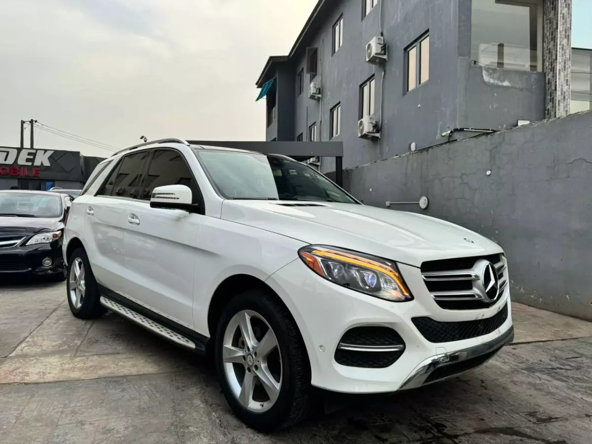 Mercedes-Benz GLE 350   - 2016