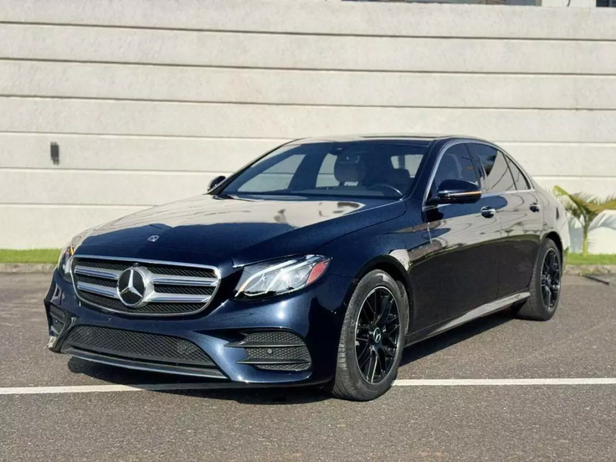 Mercedes-Benz E 300   - 2018