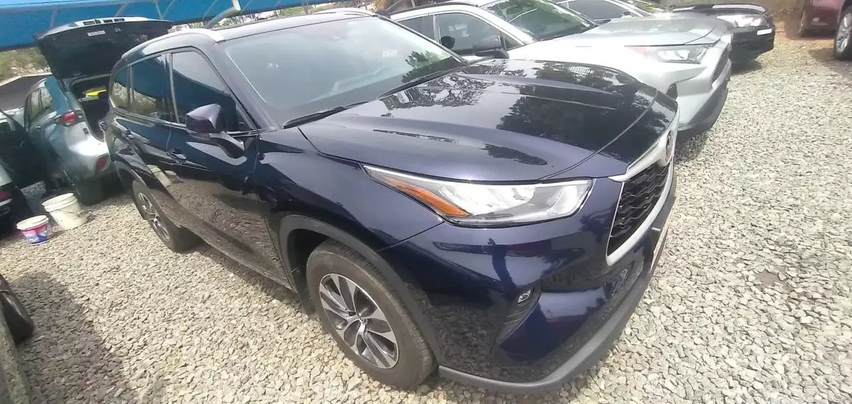 Toyota Highlander - 2022