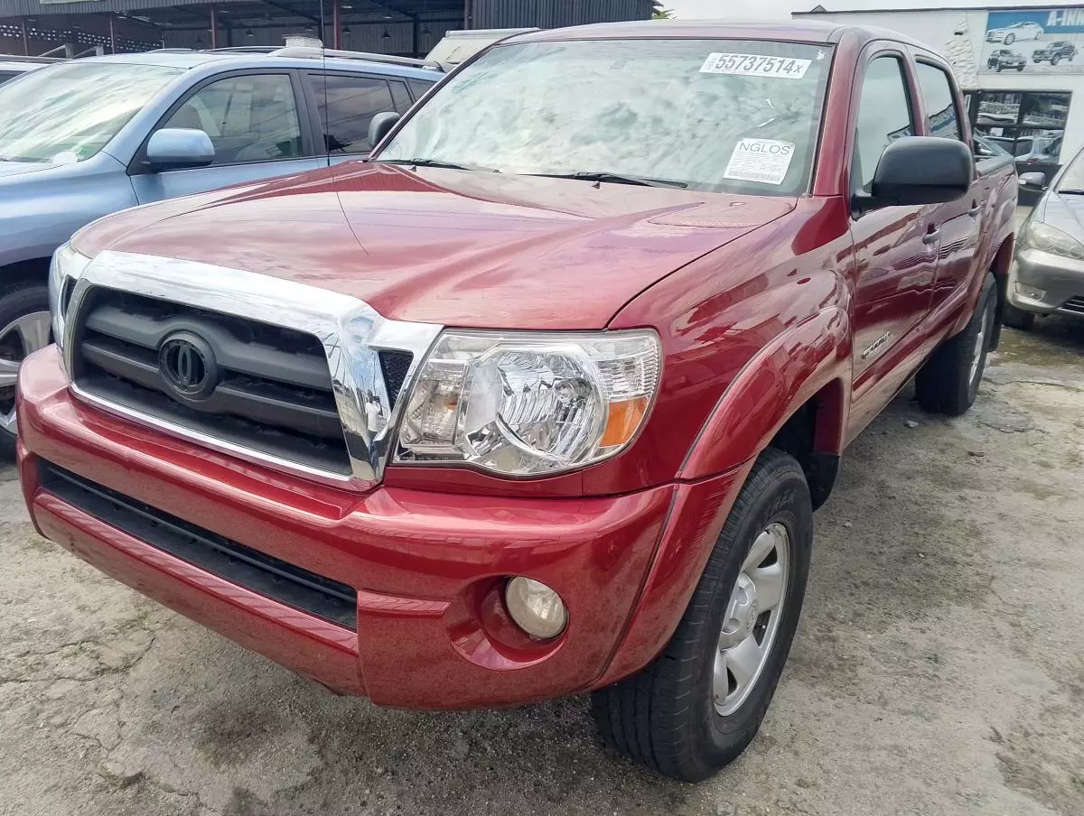 Toyota Tacoma   - 2007