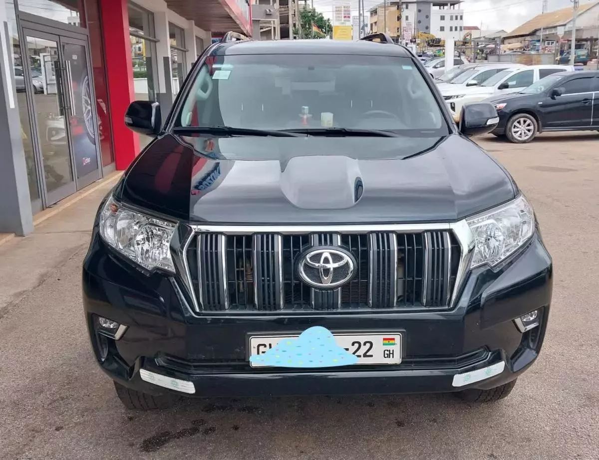 Toyota Landcruiser Prado - 2022