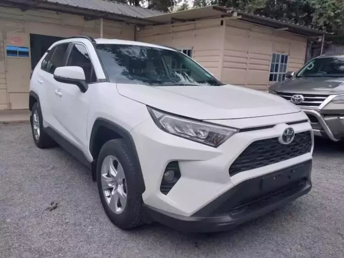 Toyota RAV 4   - 2016