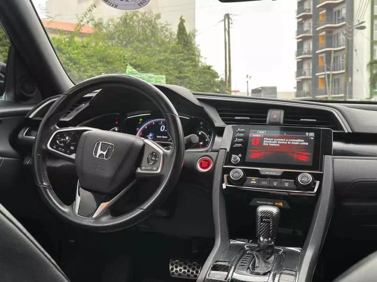 Honda Civic   - 2021