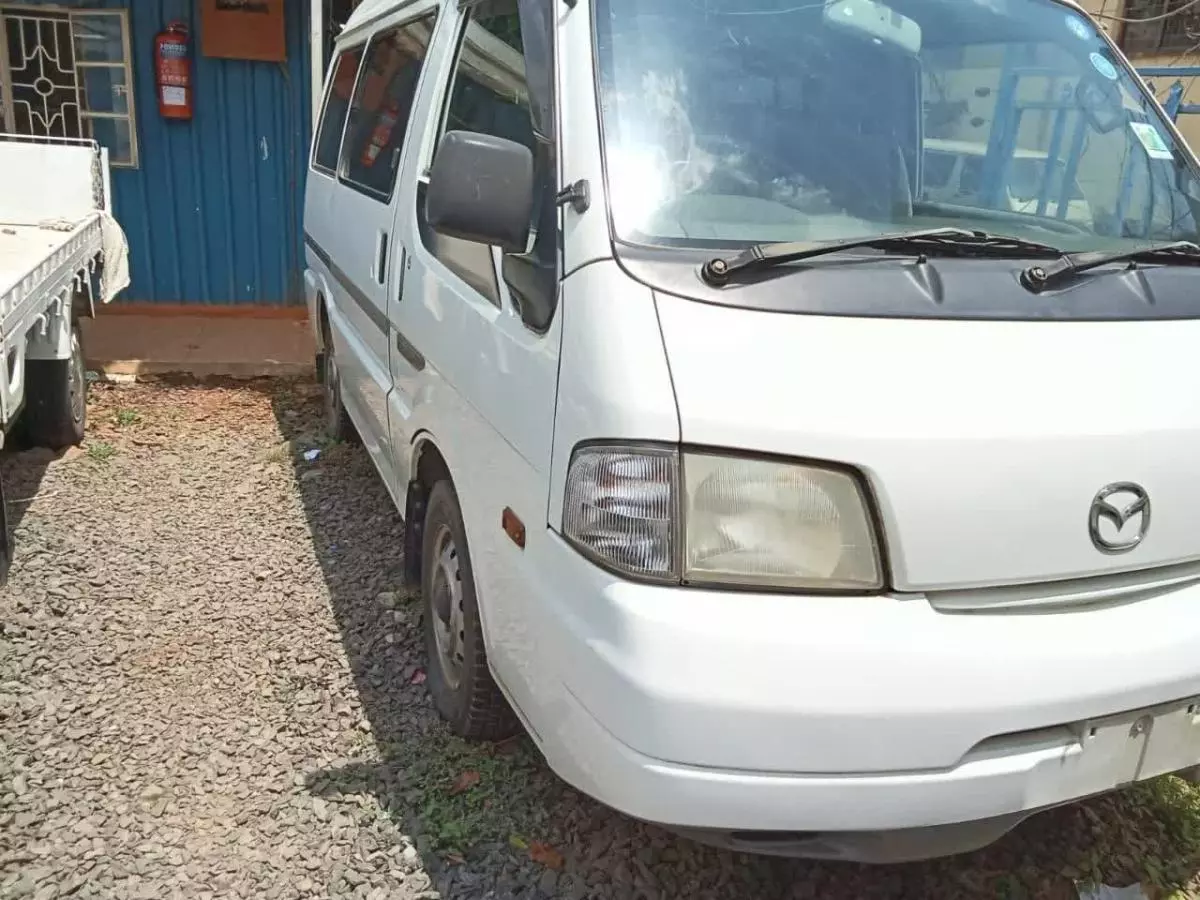 Mazda Bongo   - 2009