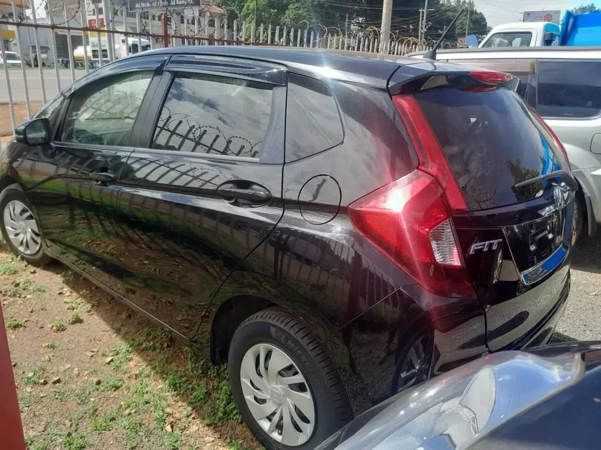 Honda Fit   - 2015