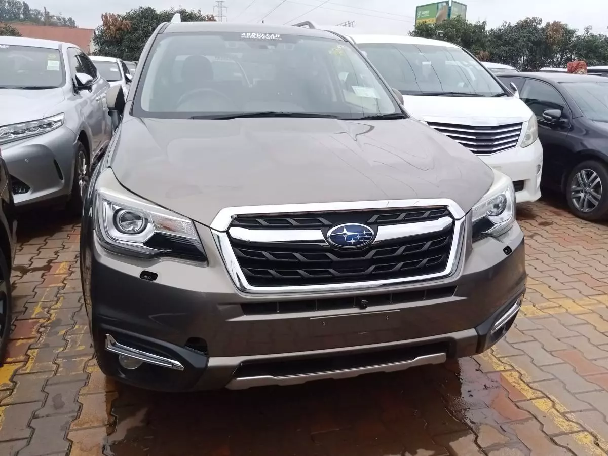 Subaru Forester   - 2015