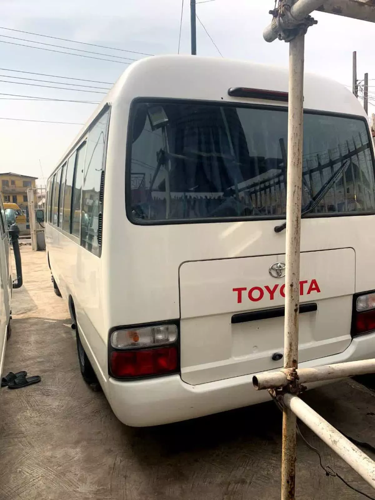 Toyota Coaster   - 2007