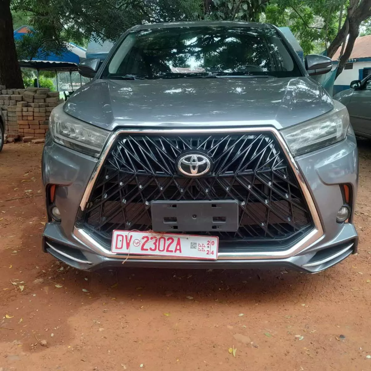 Toyota Highlander   - 2019