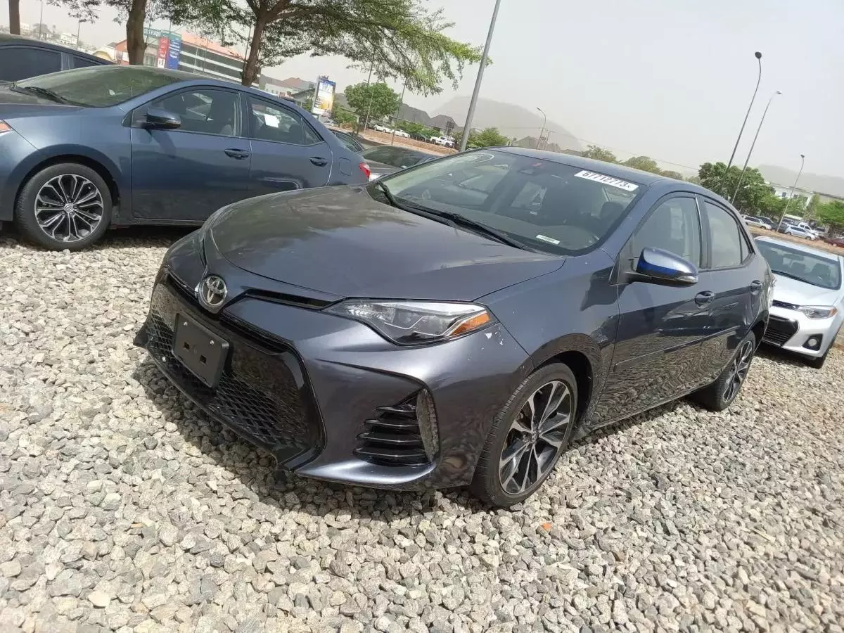 Toyota Corolla   - 2017