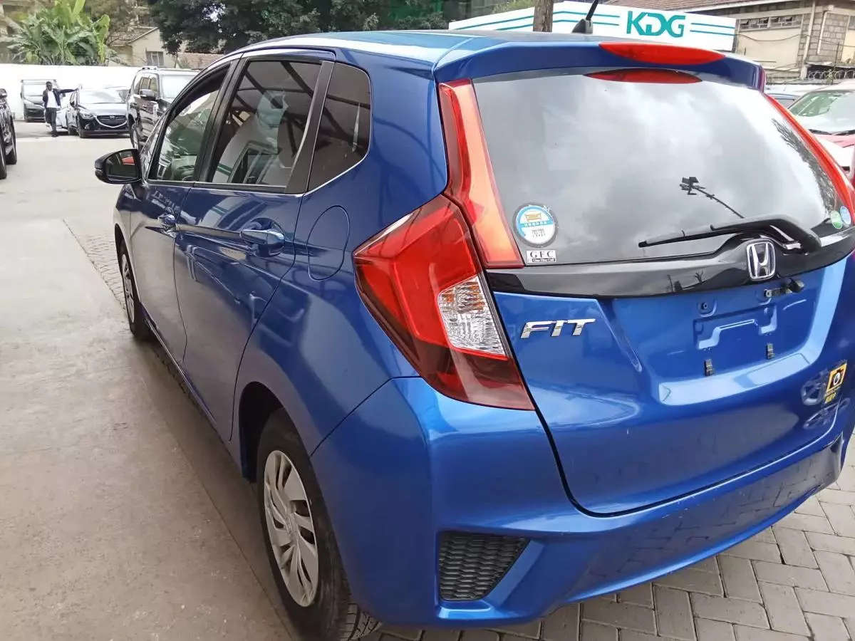 Honda Fit   - 2017