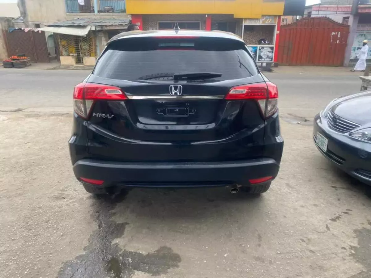 Honda HR-V   - 2021