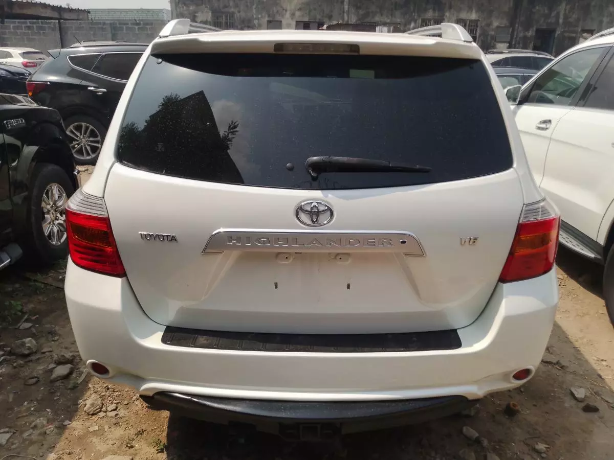 Toyota Highlander   - 2008