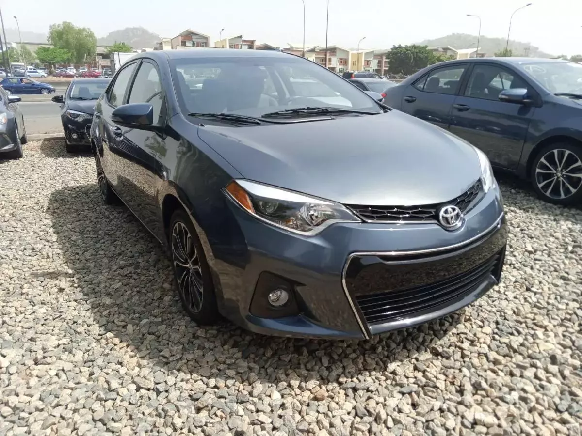 Toyota Corolla Sport   - 2015